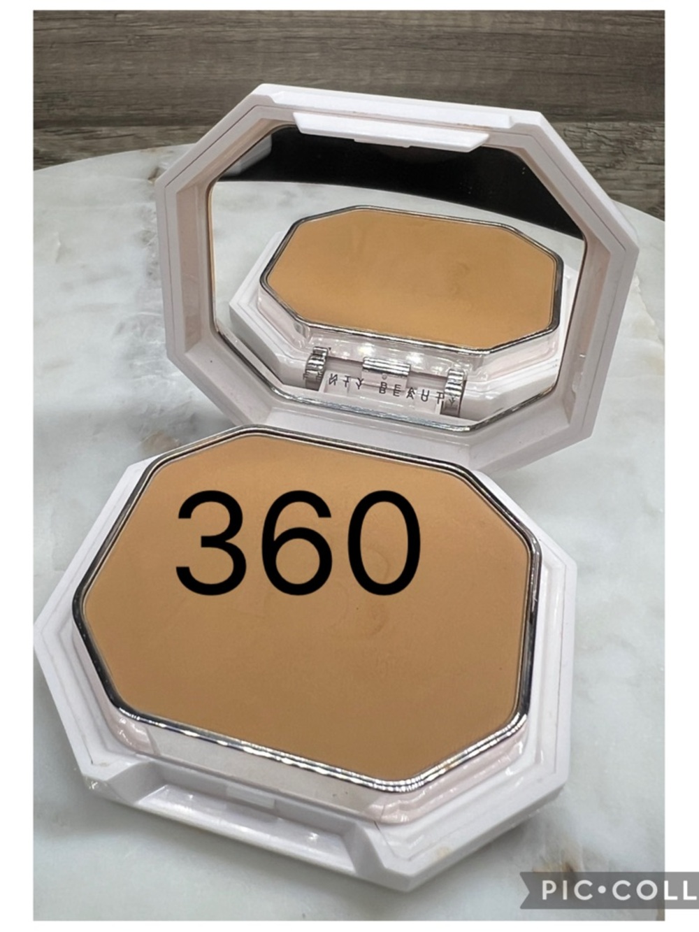 FENTY BEAUTY by Rihanna Pro Filt’r Soft Matte Powder Foundation - 360 Shade